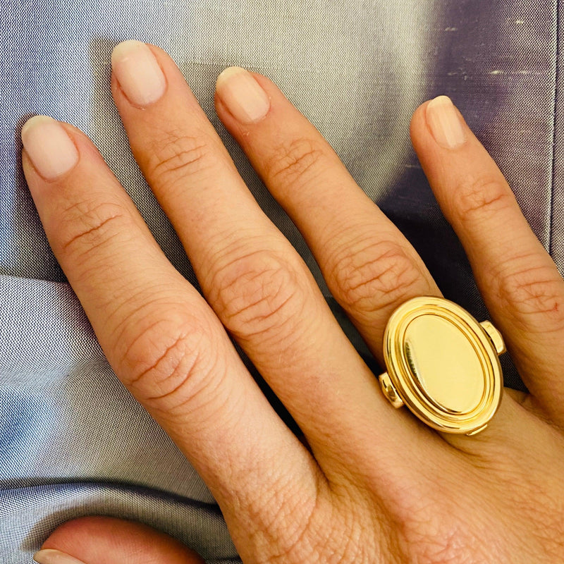 Grande Varia Signet Ring - Charlotte Allison Fine Jewelry